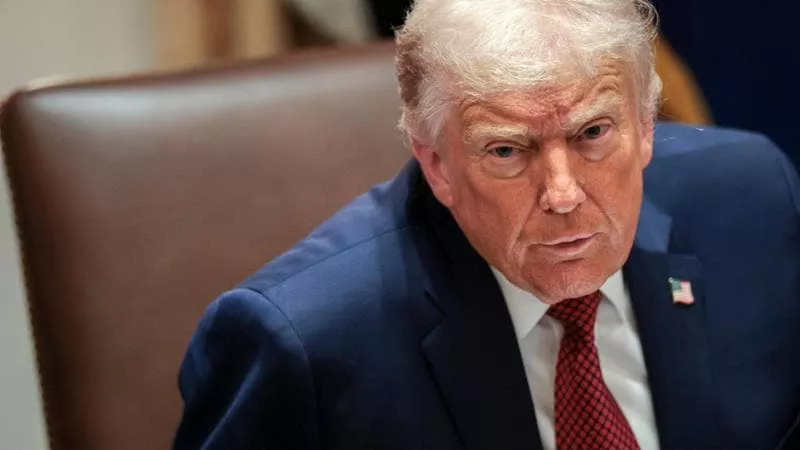 Trump: A massive armada is heading towards Iran, it would do well to accept a deal without nuclear weapons